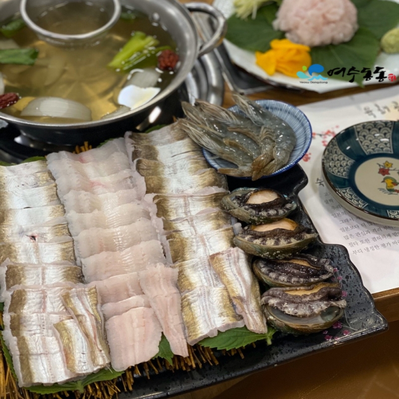 (여수동동식품) 여름보양식 여수 갯장어(하모)샤브샤브 1~2마리 (손질 후 실 중량 300g)